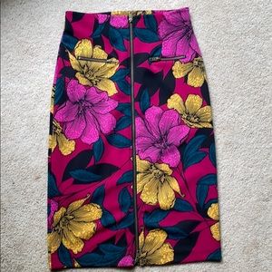 Worthington Floral Pencil Skirt size 4 EUC A21